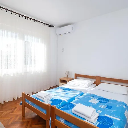 Apartment Davorka *